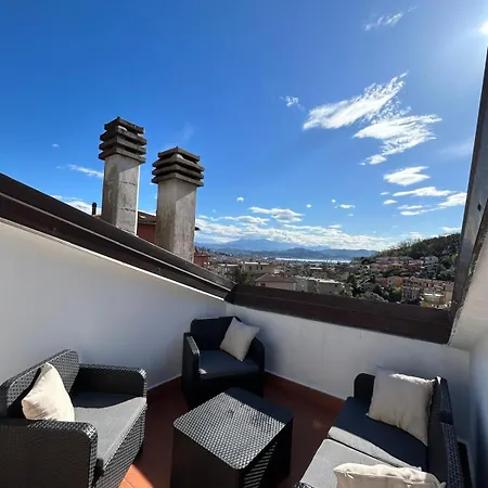 شقة Casa Sarina Modern With And Sea View Up To 6 Ppl Garage Included *