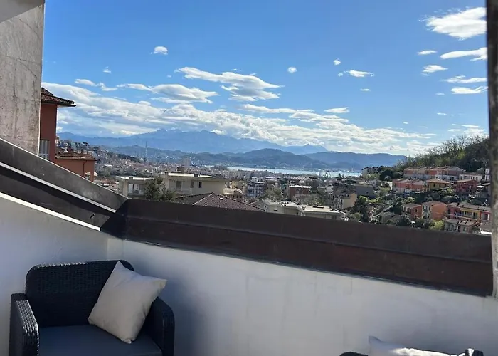 Casa Sarina Modern With And Sea View Up To 6 Ppl Garage Included Appartement